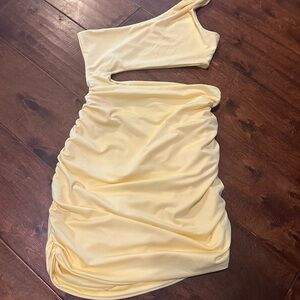 One-Shoulder Cutout Ruched Mini Dress - Cream Yellow